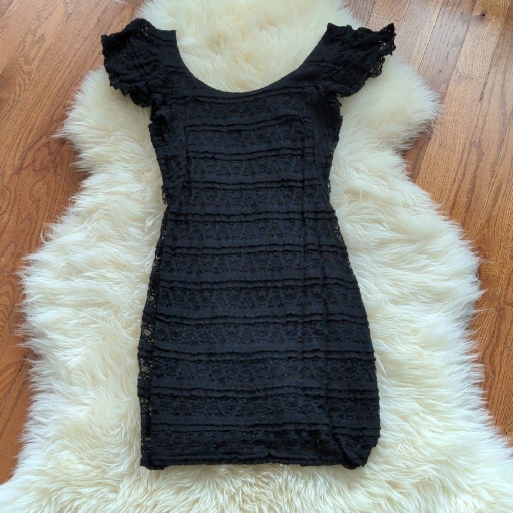 H&M women's black lace dress ruffled sleeve ldb 4 xs